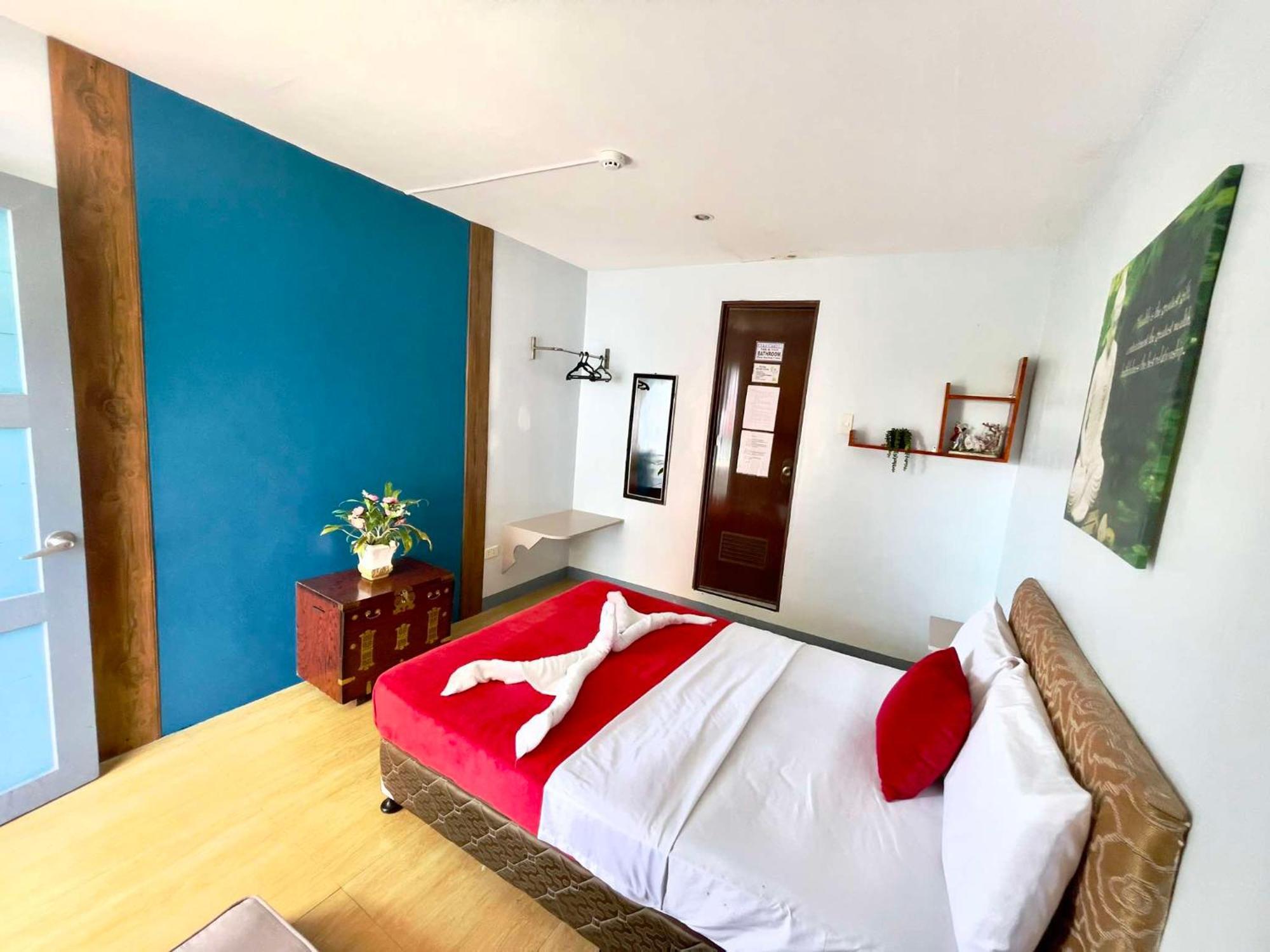 Little Rock Cebu Hotel Lapu-Lapu City Bagian luar foto